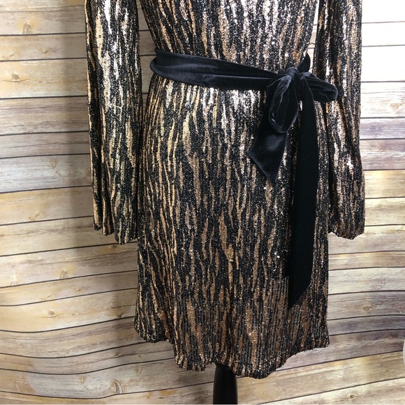 NWT & ADAM Velvet Tie Short Long Sleeve Sequin Dress! - Picture 5 of 9